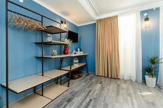 Отель Gvino Minda Тбилиси Двухместный номер с 1 кроватью или 2 отдельными кроватями-10