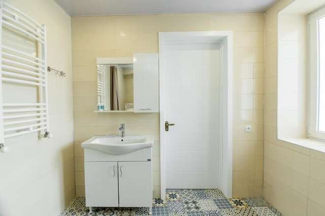 Отель Gvino Minda Тбилиси-50